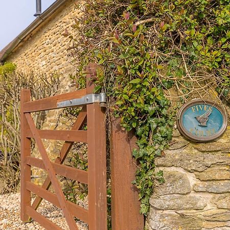 Finest Retreats - Fives Court Cottage North Cheriton Zewnętrze zdjęcie
